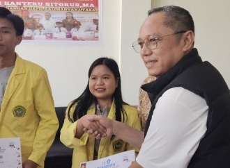 Deddy Sitorus Renovasi Rumah Aspirasi di Tarakan Agar Maksimal Tampung Warga dari Pedalaman