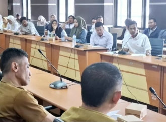 Made Slamet Bantah Isu Politisasi Honorer: Ini Murni Pembelaan Kemanusiaan