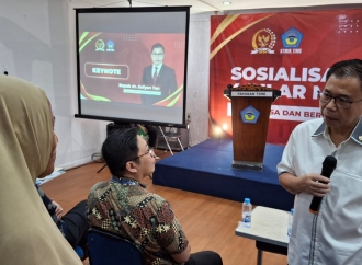 Empat Pilar sebagai Fondasi Hidup, Pesan Humanis Sofyan Tan di Hadapan Mahasiswa dan Orang Tua