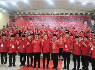 Yasonna & Marinus Gea Hadiri Konfercab Serentak Wilayah IV PDI Perjuangan Se-Kepulauan Nias