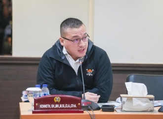 Kenneth Sumbangkan Seluruh Gaji & Tunjangan Untuk Penanganan & Pemulihan Korban Bencana di Sumatera