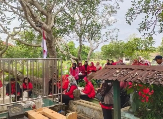 Banteng Tulungagung Ziarah ke Makam Sarinah