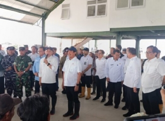 Rokhmin Dahuri Bersama Menteri KKP & Menko Pangan Perkuat Program Strategis Kampung Nelayan Merah Putih