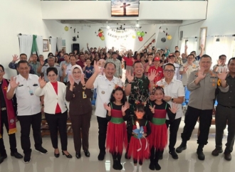 Wujud Toleransi dan Kebhinekaan, Bupati Karanganyar Hadiri Perayaan Natal Bersama Jemaat JKI