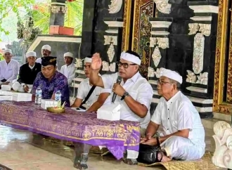 Reses di Jantung Nusa Penida, Adi Wiryatama Dicurhati Isu Laba Pura Hingga Ancaman Investor