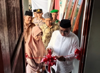 Bupati Aulia Rahman Serahkan Rumah Apresiasi Kepada 9 Kafilah Kukar Juara I MTQ Tingkat Nasional