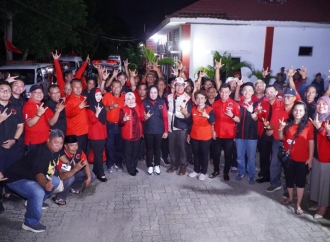 Pengiriman Ambulans &Tenaga Medis Bagian Respons Cepat Partai Dalam Hadapi Bencana