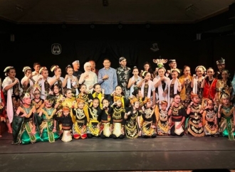 Ketua DPRD Kota Malang Ajak Generasi Alpha Cintai dan Lestarikan Wayang Topeng