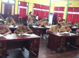 Bupati Asmat Tekankan Penilaian Objektif dalam Evaluasi Kinerja dan Uji Kompetensi Pejabat