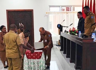 DPA 2026 Diserahkan, Bupati Asmat Ultimatum OPD yang Tak Disiplin Anggaran