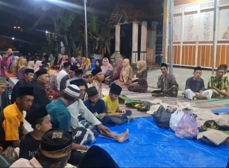 Tutup 2025 dengan Pengabdian, Legislator PDI Perjuangan Resmikan Jalan Lingkungan di Mojokerto