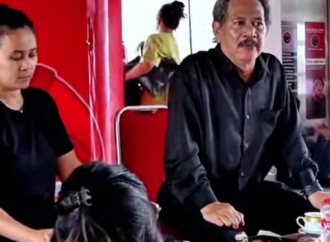 Sambut HUT ke-53 PDI Perjuangan, Totok Hedi Santosa Saksikan Proses Latihan Tari 