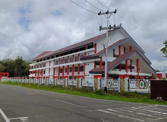 Fransiskus Diaan Pastikan Tahun 2026 Gedung Pelayanan Satap Kapuas Hulu Siap Difungsikan