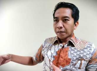 Eri Irawan Minta Minta Pemkot Surabaya Tegas Tentang Jembatan SDR