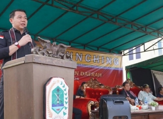 Fransiskus Diaan Resmi Launching Peningkatan 8 Ruas Jalan Inpres di Kapuas Hulu