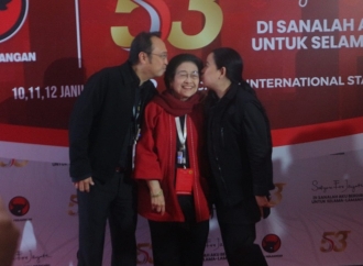 Megawati Mesra Bersama Mas Nanan & Mbak Puan