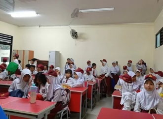 Renovasi Gedung SDN Cinangka 3 Rampung, Yuni Indriany Ajak Wujudkan Sekolah Lebih Layak dan Nyaman