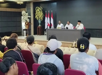 Bupati Hermus Dialog dengan Pedagang, Siapkan Penertiban Bangunan Liar
