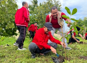 Banteng Kabupaten Sumenep Tanam Ribuan Pohon di Desa Torbang
