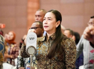 Vanda Sarundajang Hadiri Rakornas Sinergi Program Pemerintahan Umum