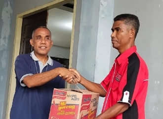 Maknai HUT ke-53, PDI Perjuangan Ende Salurkan Sembako ke Panti Asuhan