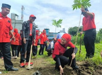 Banteng Kota Malang Rayakan HUT ke -79 Megawati Soekarnoputri dengan Merawat Bumi 