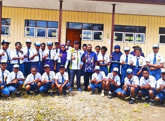 Bupati Spei Bidana: Anak-Anak Pegubin Harus Kenal Budaya Okmemin Sejak Dini