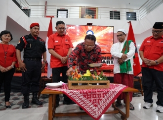 Penuh Kekeluargaan, DPD PDI Perjuangan DIY Rayakan Hari Lahir Megawati Soekarnoputri Bersama Warga Sekitar