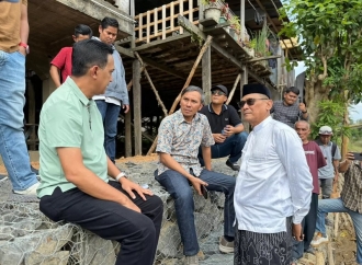 Edi Purwanto Tinjau Langsung Hasil Pembangunan Bronjong di Kelurahan Olak Kemang