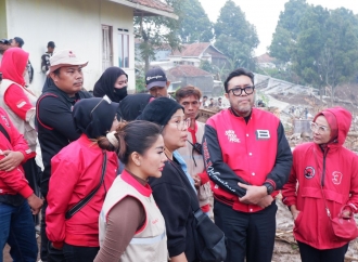PDI Perjuangan Turun Langsung Bantu Korban Bencana di Jawa Barat