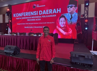 PDI Perjuangan Aceh Utara Salurkan Perlengkapan Sekolah ke Korban Banjir