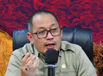 Sofwan Dedy: Rencana Penambahan Layer Cukai Rokok Berpotensi PHK di Sektor Kretek Tangan