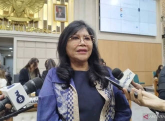 Evita Nursanty Soroti Kacaunya Tata Kelola Perizinan Pengambilan Air Baki Bagi Industri AMDK