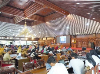 Bupati Hamenang Terus Bangun Kesadaran UMKM Untuk Mendapatkan HAKI