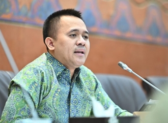 245 Triliun Baja Impor Masuk, Mufti Anam Kaget Klaim Menteri Perdagangan Soal RI Surplus Ekspor Baja