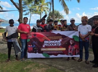 Sonny Danaparamita Kembali Salurkan Program Ekonomi Produktif KKP di Kabupaten Banyuwangi