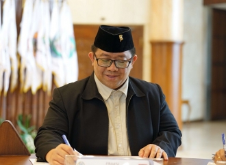 Yordan M. Batara-Goa Apresiasi Transparansi Polrestabes Surabaya dalam Bazar Barang Bukti Ranmor