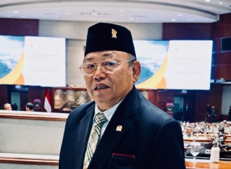 Hadiri Paripurna DPR RI, Cornelis Siap Kawal Penguatan BAZNAS, BPJS, dan BS LPS