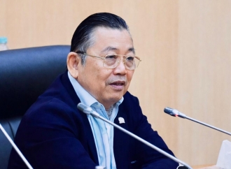 Tegas! Cornelis Pertanyakan Silang Pendapat Antara Menkeu dan ESDM