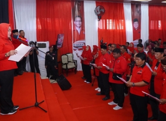 Winarti Lantik 20 Ketua PAC PDI Perjuangan Se-Kota Bandar Lampung