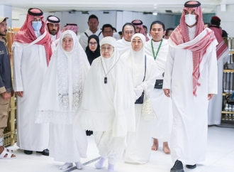 Megawati Umroh Bersama Keluarga