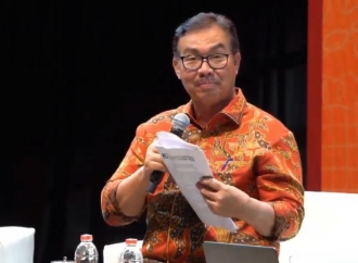 Hasto Wardoyo di Public Lecture 002: "Reformasi Itu Mengubah Mindset, Bukan Sekadar Inovasi Normal Science"