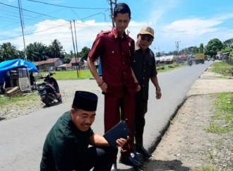 Dedy Kurniawan Desak Pemkab Mukomuko Cor Bahu Jalan di Wilayah Kecamatan Penarik
