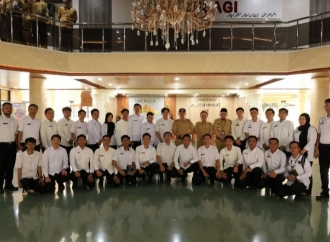 Parosil Mabsus Minta SPPG MBG Jaga Sanitasi Lingkungan di Lampung Barat 