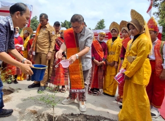 Sofyan Tan : 5 Ruang Kelas Baru Diresmikan, Gerakan Penghijauan Dicanangkan