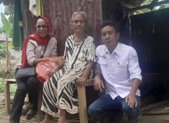 Alia Idrus Kunjungi Rumah Tak Layak Huni Keluarga Gendu Bentio di Lawua