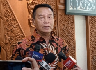 TB Hasanuddin Ingatkan Pemerintah Tak Gegabah Melakukan Transfer Data ke Amerika Serikat