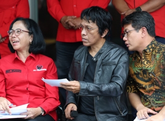 Bandingkan Nasib Guru Honorer dan Pegawai SPPG, Bonnie Triyana: Anggaran Pendidikan Harus Adil!