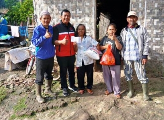 Sarwoko Tinjau Rumah Tidak Layak Huni di Negeri Katon, Desak Pemda Beri Perhatian Serius