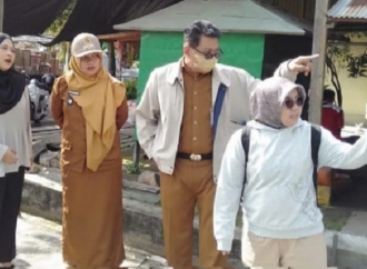 Modika Latifah Tinjau Proses Pengukuran Jalan Mangga 4, Pastikan Tepat Sasaran